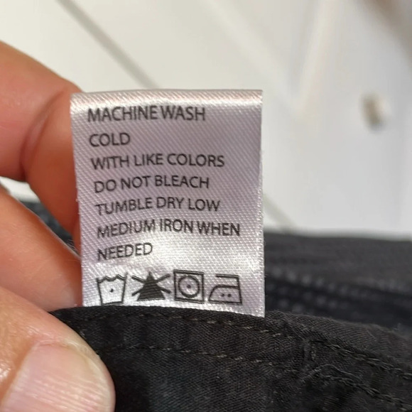 Steve’s Jeans 4X black short sleeve button up shirt gray graphic print. Pockets - Picture 9 of 9